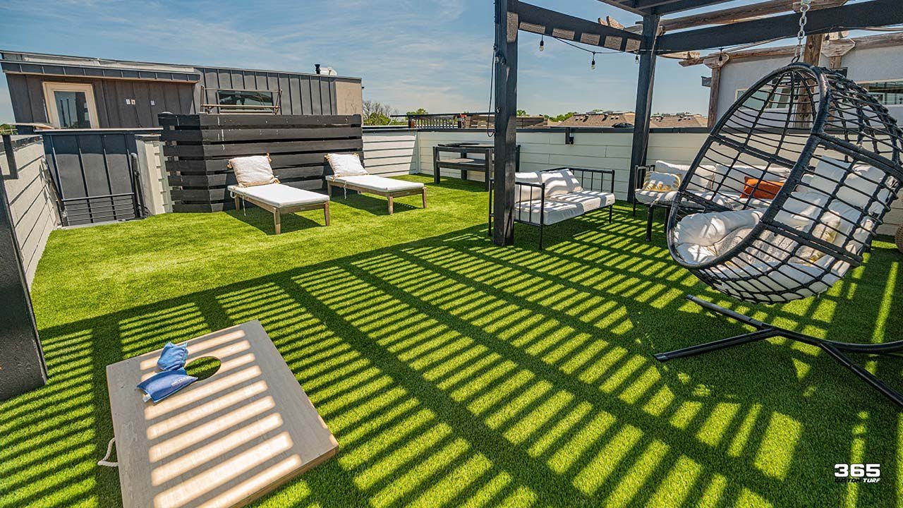 Rooftop terrace turf
